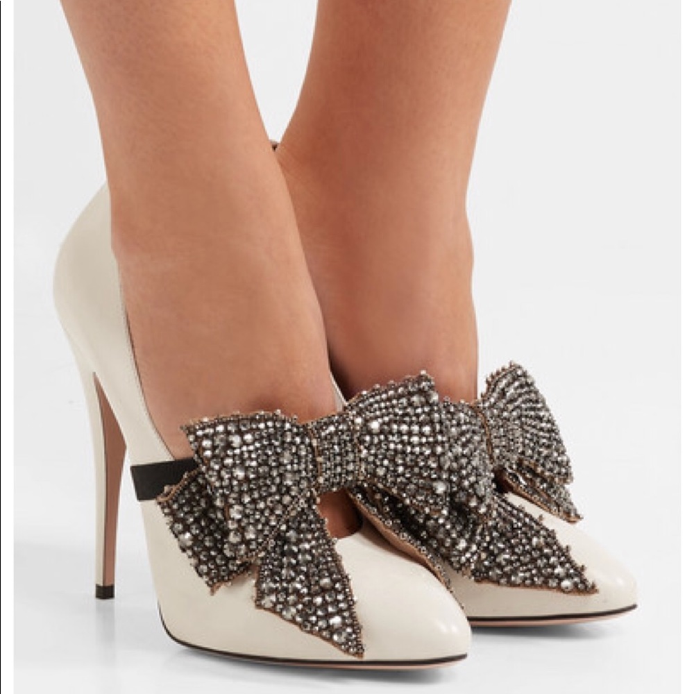 Gucci Elaisa embellished bow pump 37